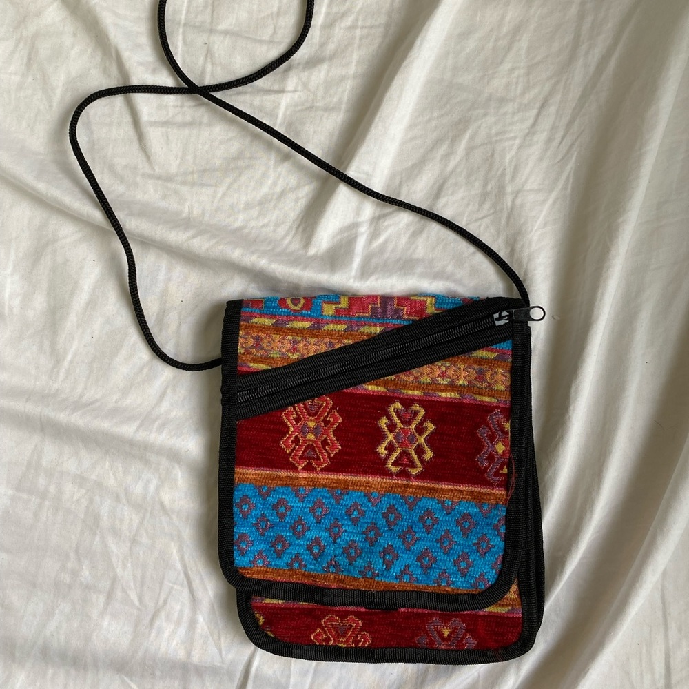 ✨beautiful tribe cross body satchel purse!🧡💙💛